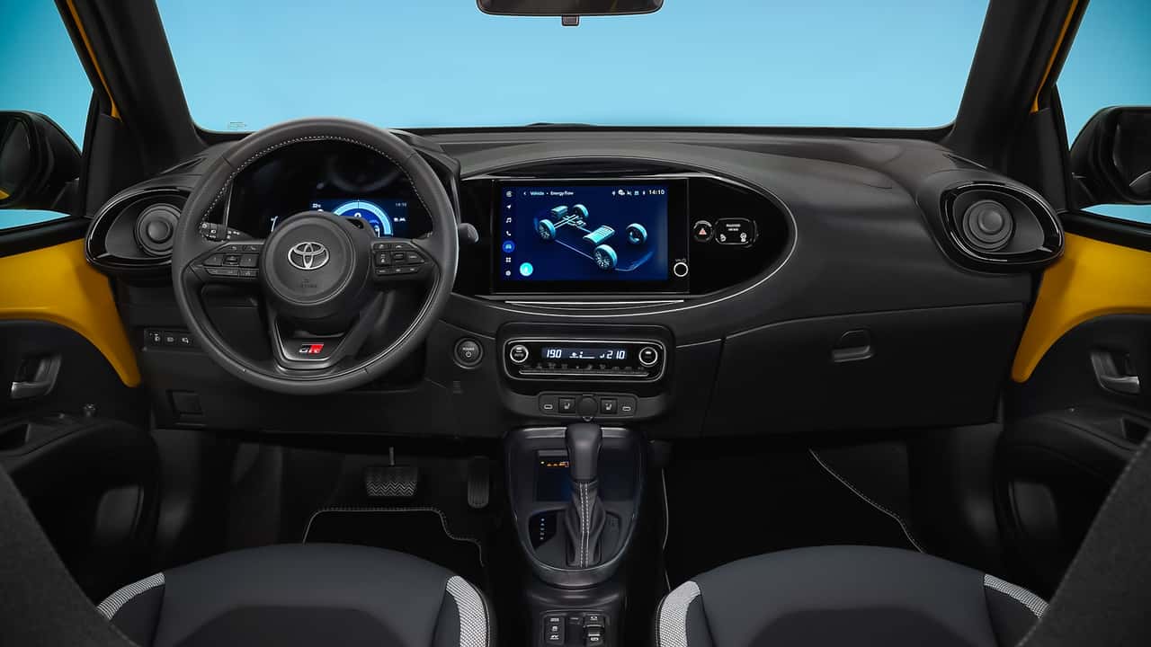 TOYOTA AYGO x 115 e-cvt